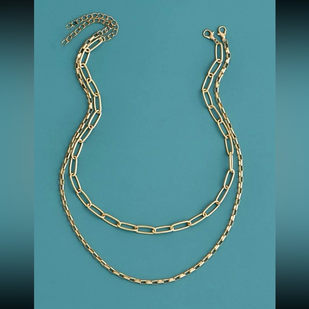 Fashion necklace - double necklace but each is individual —NEW